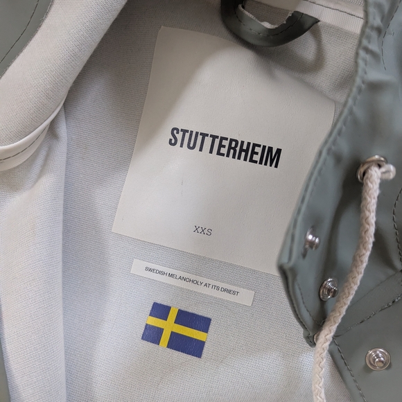 Stutterheim Women's Green Hooded Raincoat - Picture 3 of 5